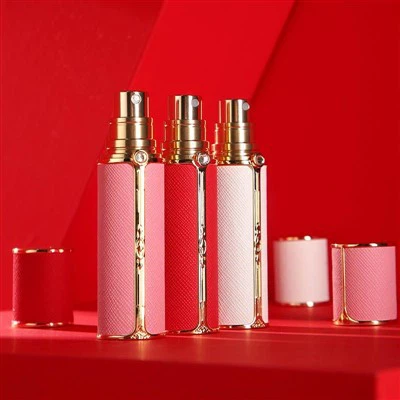 بخاخ عطر جلدي